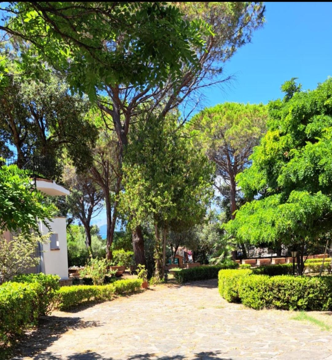 Villa Angela 카피텔로 외부 사진